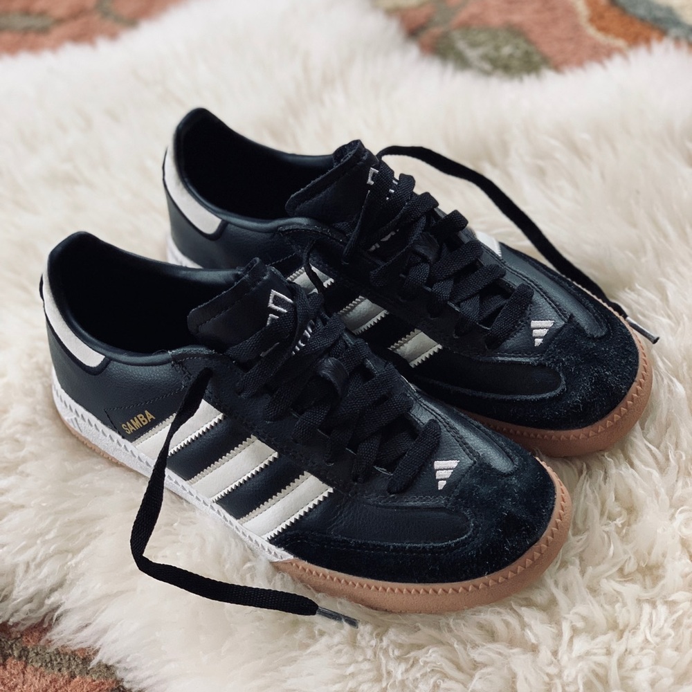 Adidas Samba Shoes boys size 3.5